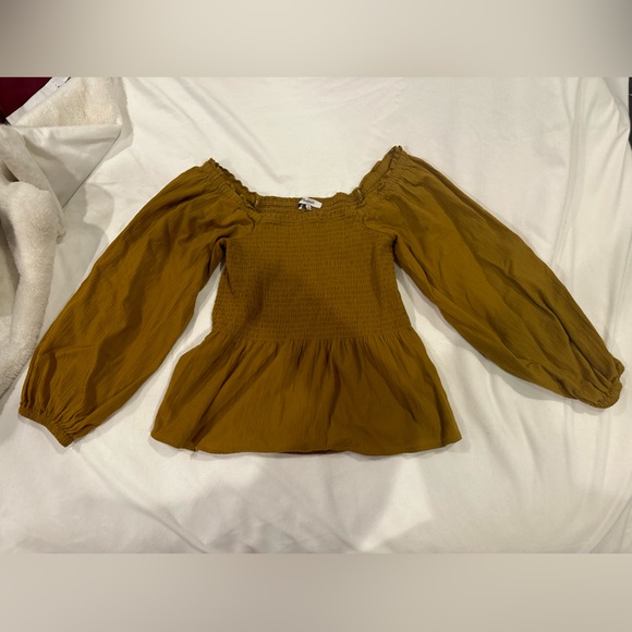 Madewell Lucie Smocked Peplum Top — Mustard - Picture 4 of 5